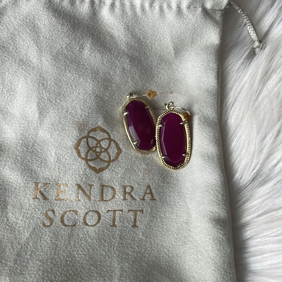 Kendra Scott burgundy earrings - Picture 3 of 6